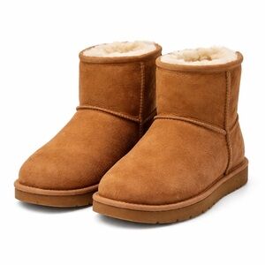 UGG Classic Mini Chestnut Sheepskin Boots Size 7